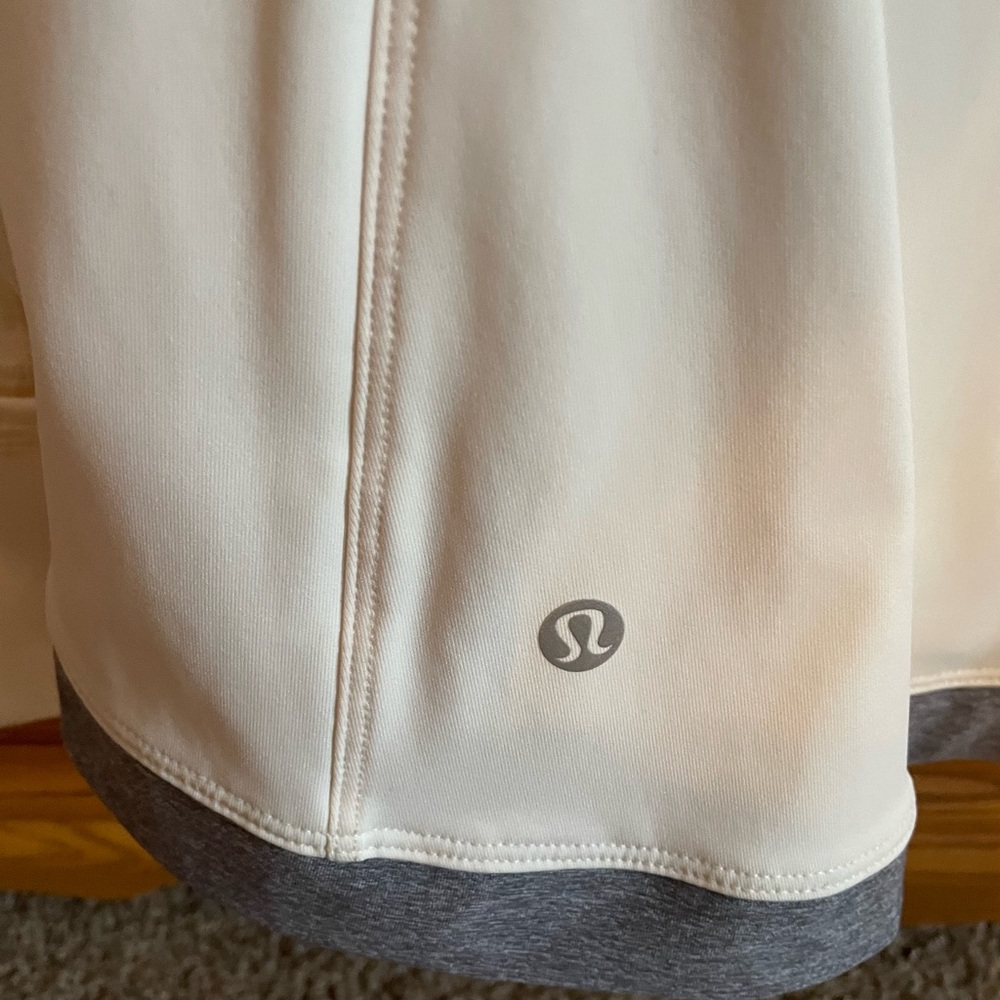 Lululemon Women's Off White jacket - Picture 3 of 8